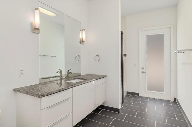 4524 RIVERWOOD AVENUE, Sarasota, FL 34231