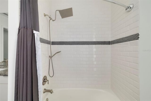 4524 RIVERWOOD AVENUE, Sarasota, FL 34231