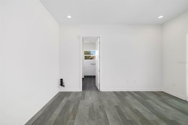 4524 RIVERWOOD AVENUE, Sarasota, FL 34231