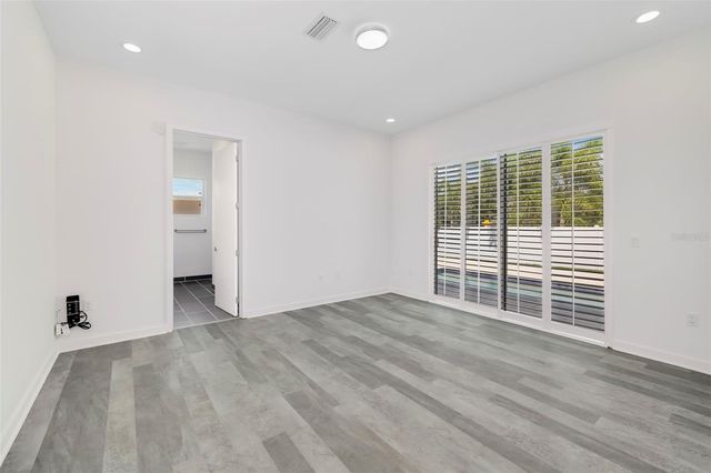 4524 RIVERWOOD AVENUE, Sarasota, FL 34231