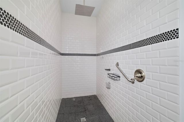 4524 RIVERWOOD AVENUE, Sarasota, FL 34231