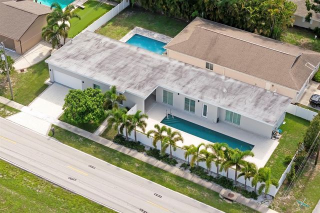4524 RIVERWOOD AVENUE, Sarasota, FL 34231