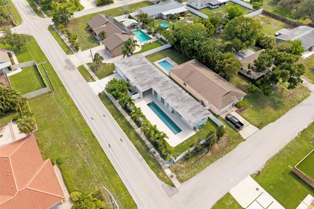 4524 RIVERWOOD AVENUE, Sarasota, FL 34231