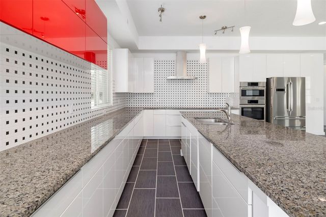 4524 RIVERWOOD AVENUE, Sarasota, FL 34231