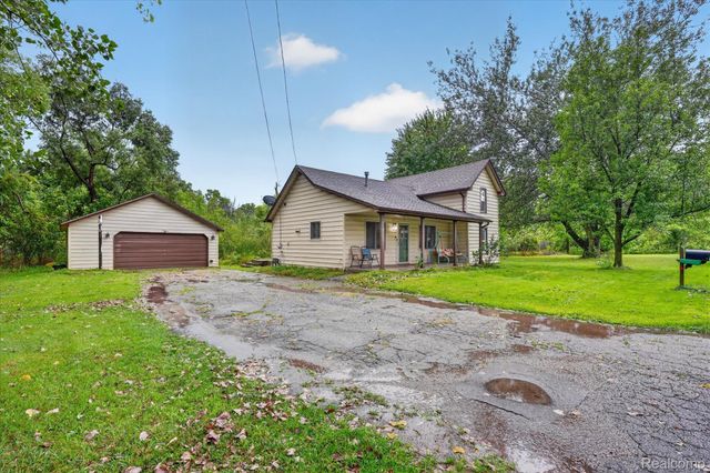 416 Thomas Street, Holly Village, MI 48442