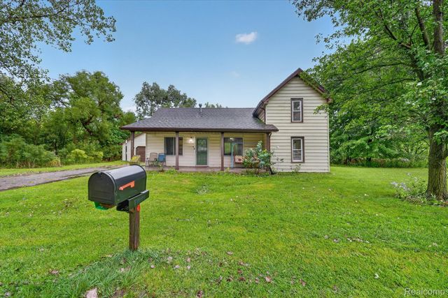 416 Thomas Street, Holly Village, MI 48442