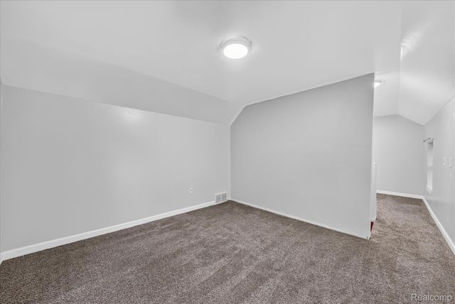 416 Thomas Street, Holly Village, MI 48442