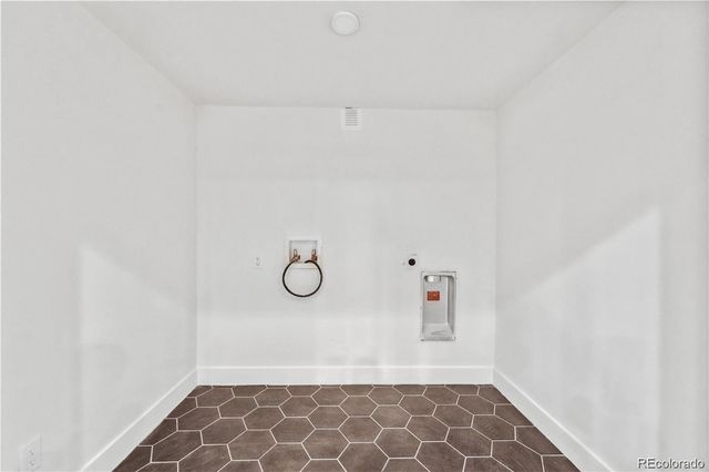 7079 S Locust Place, Centennial, CO 80112