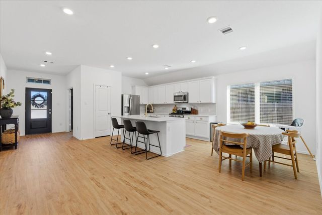 9919 Kingston Liberty Lane, Baytown, TX 77521