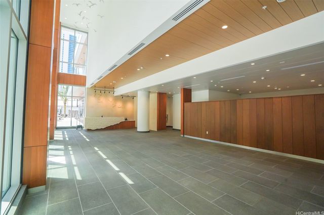 1500 Rycroft Street 808R, Honolulu, HI 96814