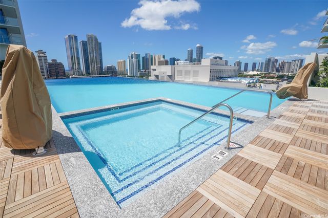 1500 Rycroft Street 808R, Honolulu, HI 96814