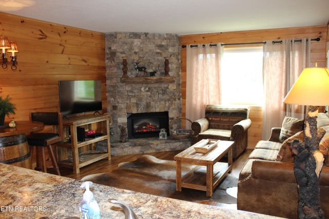 1380 Ski View Drive UNIT 3203, Gatlinburg, TN 37738