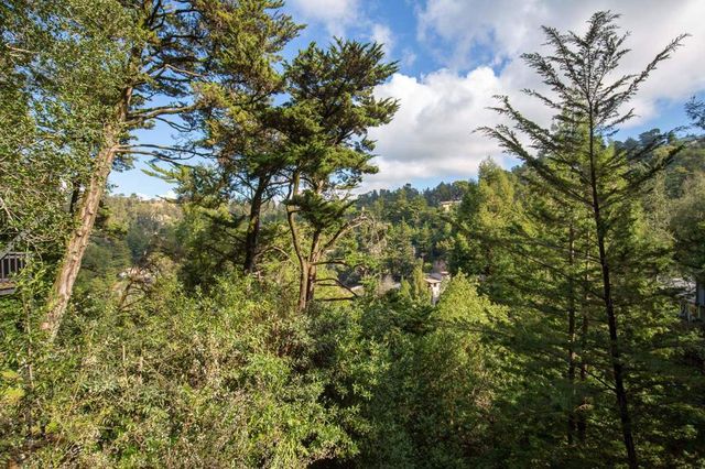 6505 6505 Girvin Dr., Oakland, CA 94611