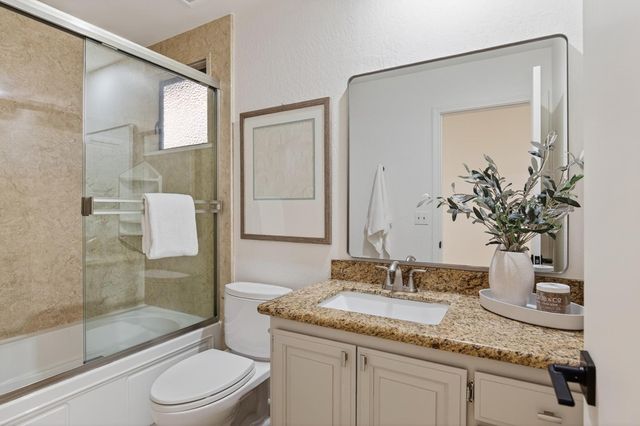 6505 6505 Girvin Dr., Oakland, CA 94611