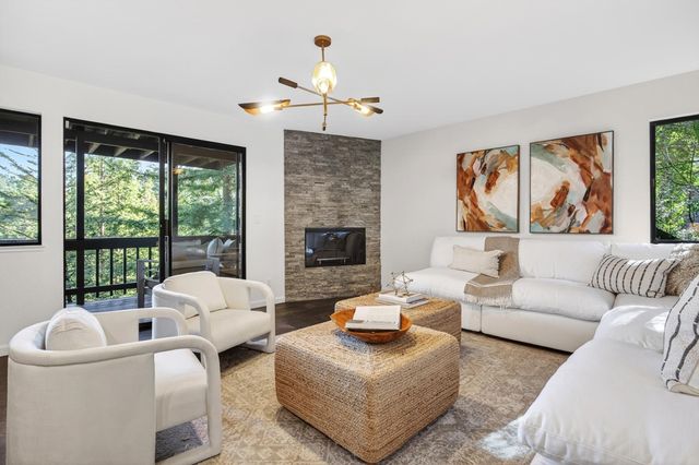 6505 6505 Girvin Dr., Oakland, CA 94611