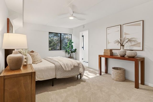 6505 6505 Girvin Dr., Oakland, CA 94611