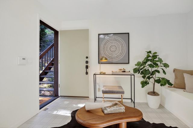 6505 6505 Girvin Dr., Oakland, CA 94611