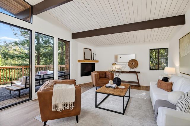 6505 6505 Girvin Dr., Oakland, CA 94611