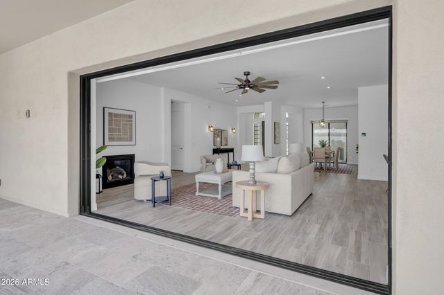 2538 E RAVENSWOOD Drive, Gilbert, AZ 85298