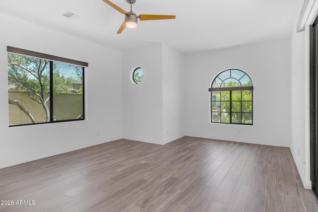 2538 E RAVENSWOOD Drive, Gilbert, AZ 85298