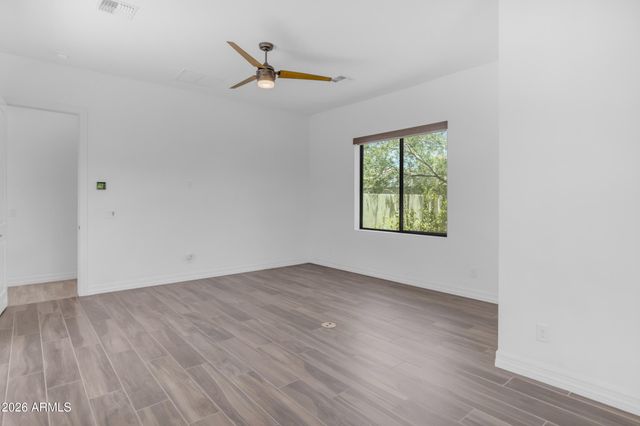 2538 E RAVENSWOOD Drive, Gilbert, AZ 85298