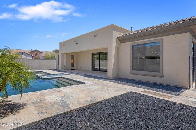 2538 E RAVENSWOOD Drive, Gilbert, AZ 85298