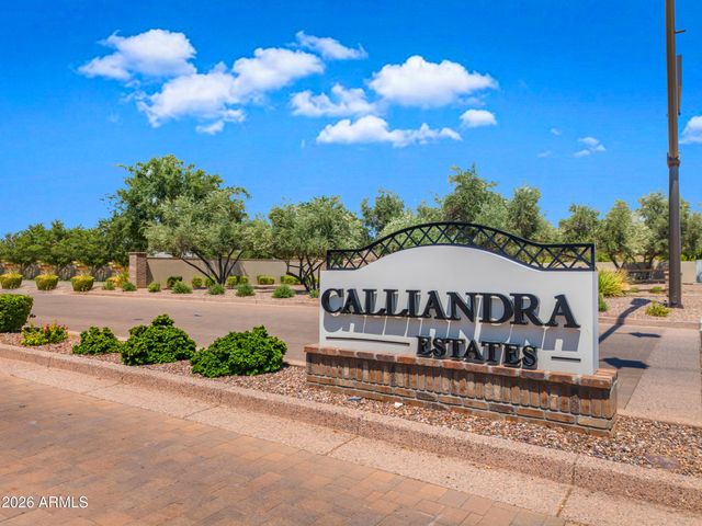 2538 E RAVENSWOOD Drive, Gilbert, AZ 85298