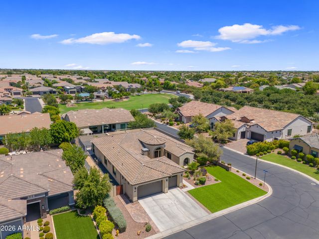 2538 E RAVENSWOOD Drive, Gilbert, AZ 85298