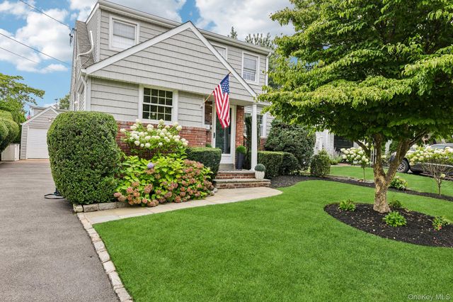 76 Highfield Avenue, Port Washington, NY 11050