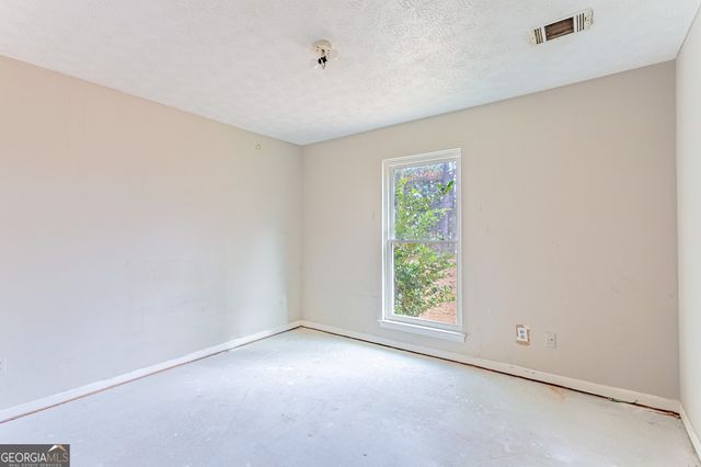 7300 Buck Creek Drive, Fairburn, GA 30213