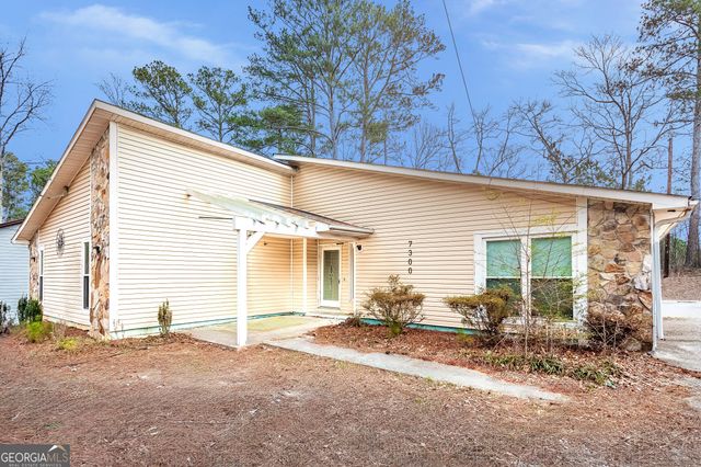 7300 Buck Creek Drive, Fairburn, GA 30213