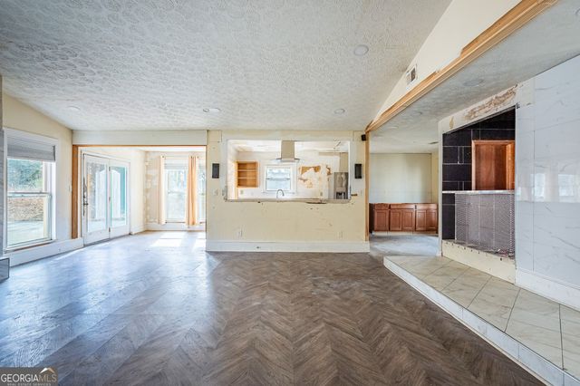 7300 Buck Creek Drive, Fairburn, GA 30213