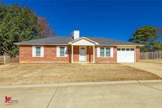 7436 Pecanwood Lane, Haughton, LA 71037