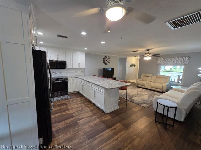 6 Jasmine Street, Lake Placid, FL 33852