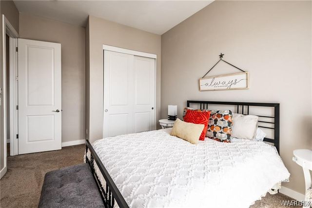 1330 Scout Trail, Bullhead City, AZ 86429