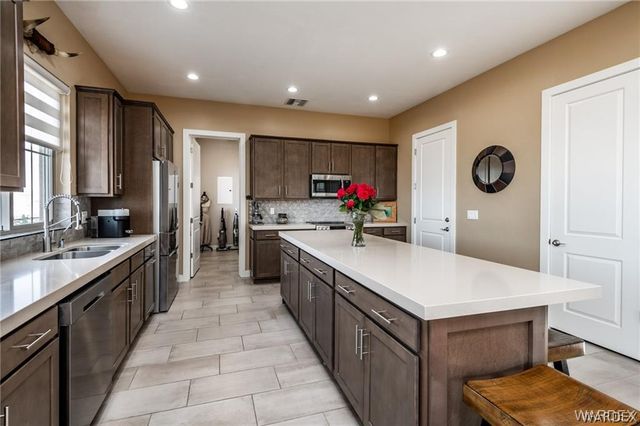 1330 Scout Trail, Bullhead City, AZ 86429