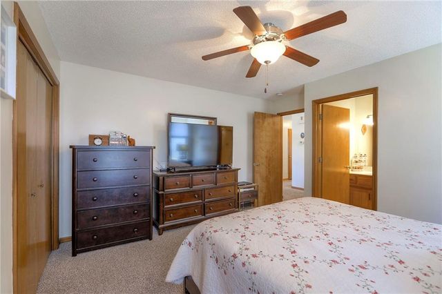 702 Twilight Court, Raymore, MO 64083