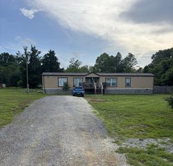 1206 Hwy 82 South, Shelbyville, TN 37160