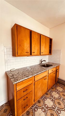 27 Baird Avenue, North Providence, RI 02904