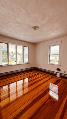 27 Baird Avenue, North Providence, RI 02904