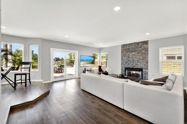 3760 Southridge Way, Oceanside, CA 92056