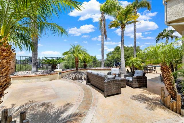 3760 Southridge Way, Oceanside, CA 92056