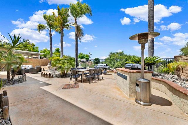 3760 Southridge Way, Oceanside, CA 92056