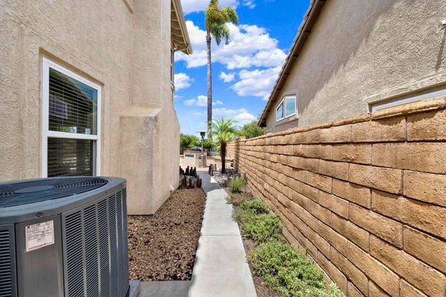 3760 Southridge Way, Oceanside, CA 92056