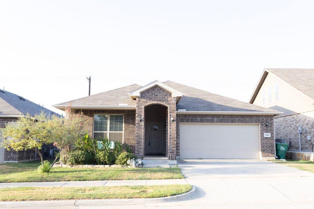 5609 Sea Cove Lane, Denton, TX 76208 — exterior