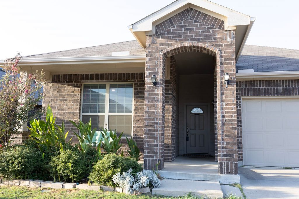 5609 Sea Cove Lane, Denton, TX 76208 — photo 2