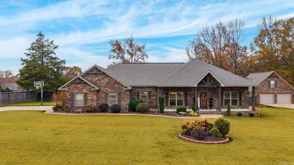 12 Dryer Dr, Greenbrier, AR 72058