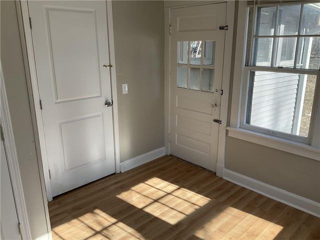 8327 Flora Avenue, Kansas City, MO 64131