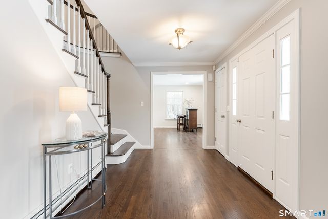 7 Hadley Drive, Avon, CT 06001