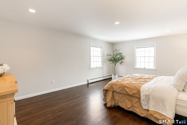 7 Hadley Drive, Avon, CT 06001